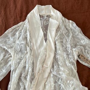 CONFLUENCE KIMONO STYLE SHORT WRAP/blouse/jacket